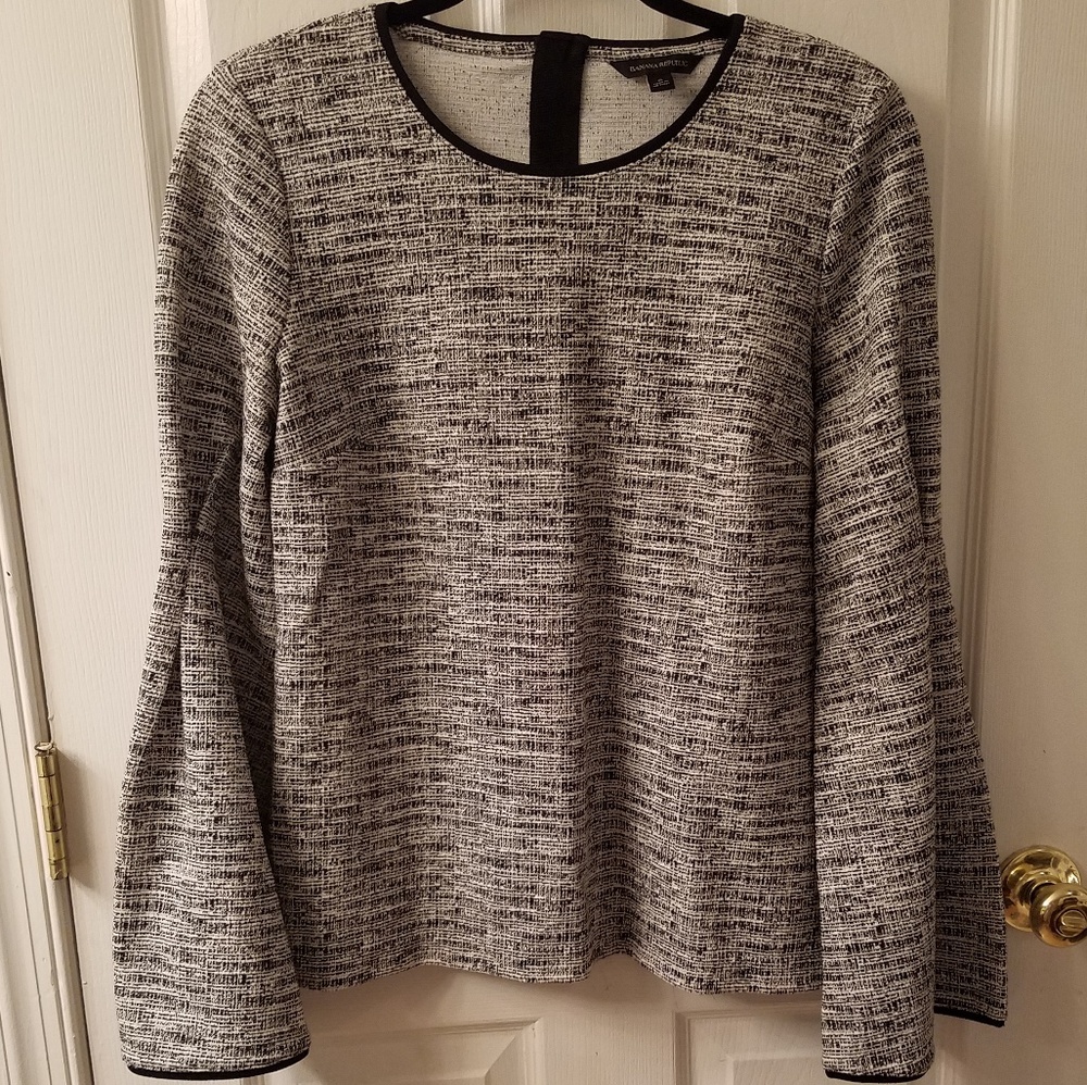 Banana Republic Black and White Sweater Blouse
